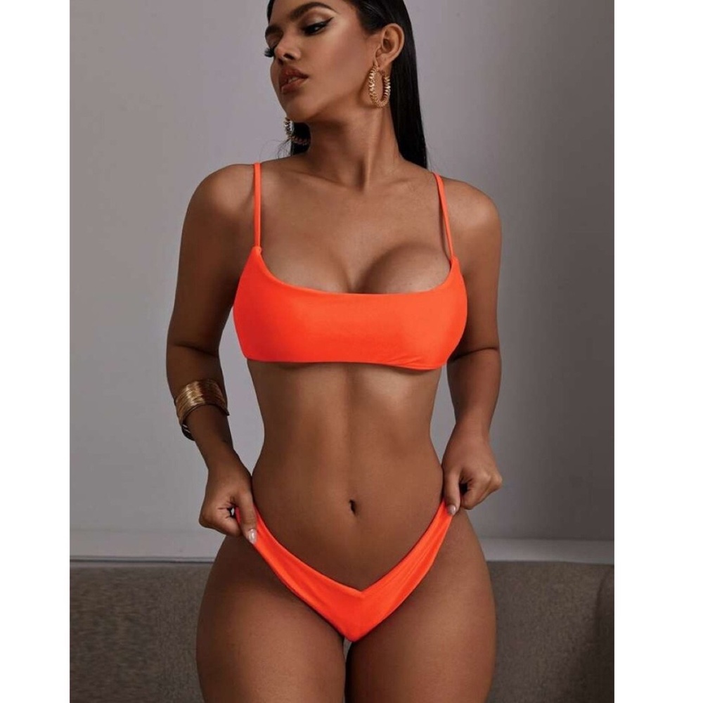 Two piece padded Coral bikini swimsuit - Picture 1 of 5